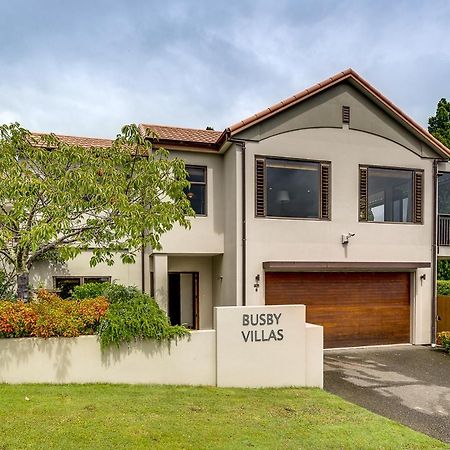 Busby Hill Villa - Havelock North Holiday Home Bagian luar foto